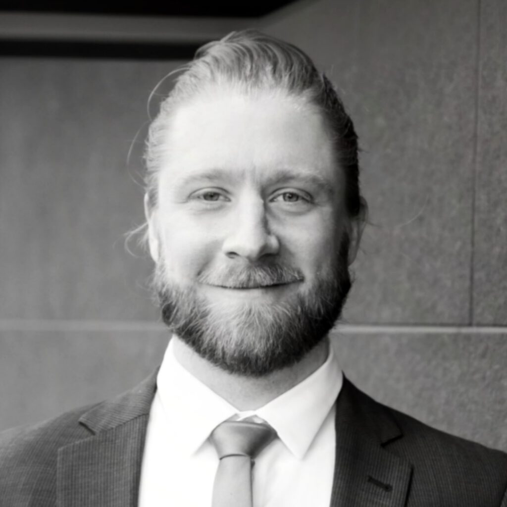 Portrait of Sebastian Scharlipp, founder of SSC Congineering